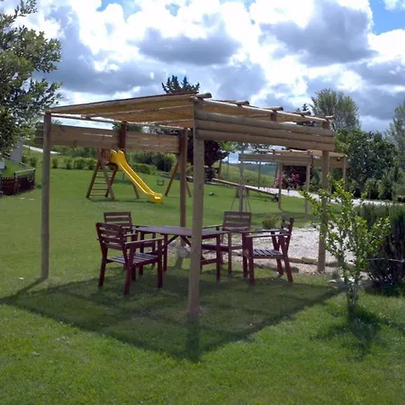 Sleeps 2 Pool Wifi Daire Casa Vici