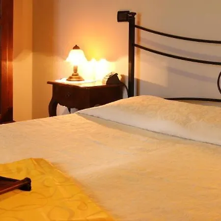 Sleeps 2 Pool Wifi * Casa Vici
